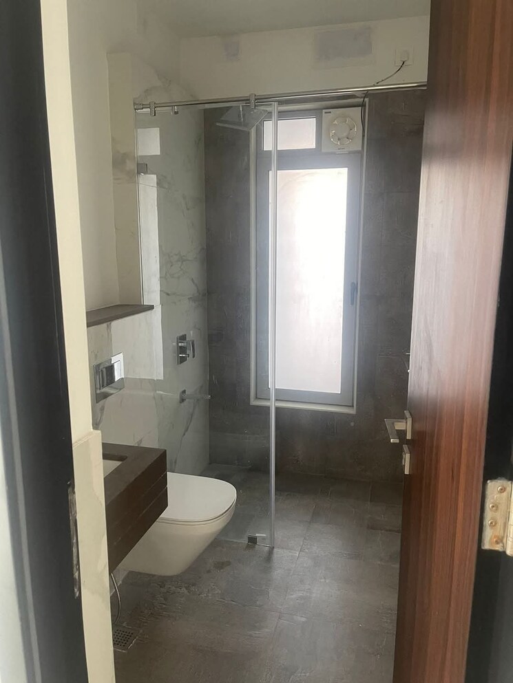 Bathroom, piramal-revanta-tower-2 2 Bedroom 689 Sq.Ft. Apartment In Mulund West Mumbai 8694123