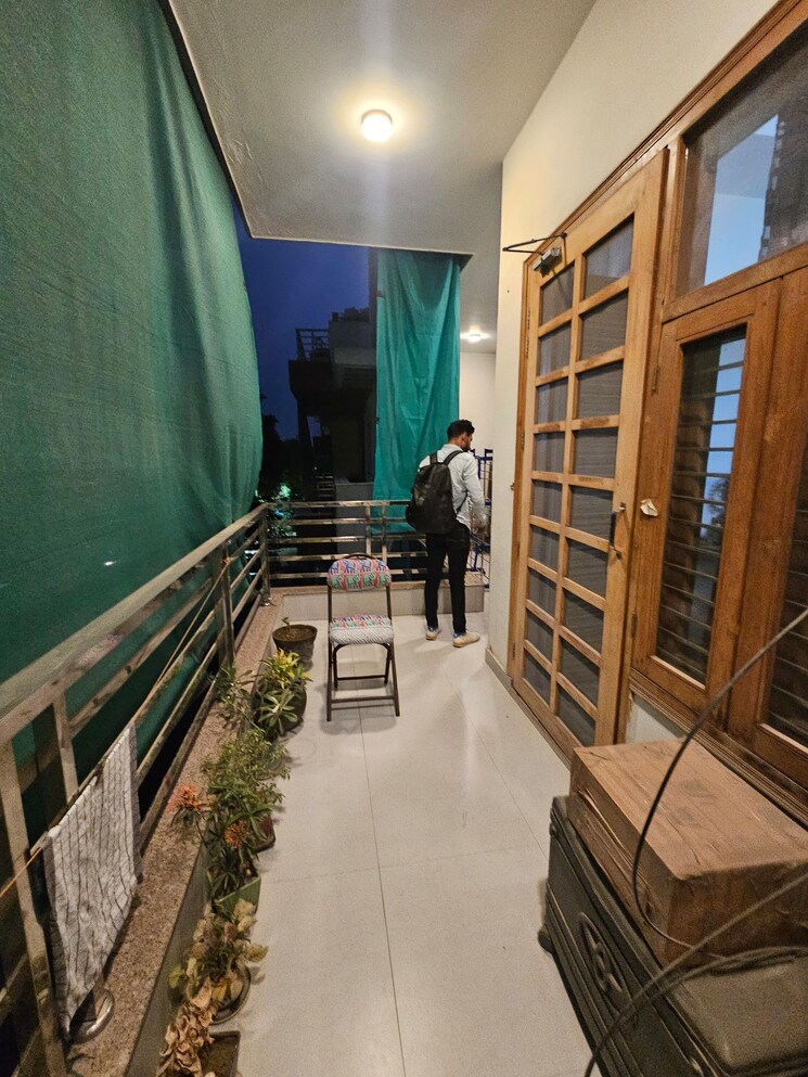 Exterior View, sector 7 2 Bedroom 154 Sq.Yd. Builder Floor In Sector 7 Gurgaon 8694128