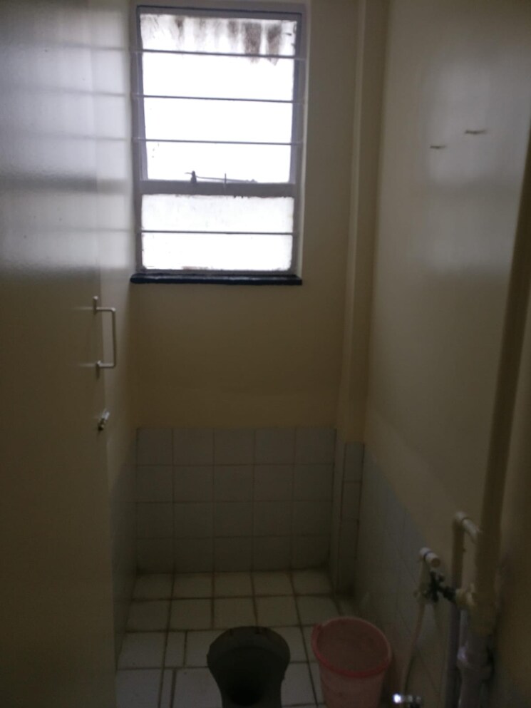 Bathroom, kalpanamati-chs 1 Bedroom 550 Sq.Ft. Apartment In Aundh Pune 8694134