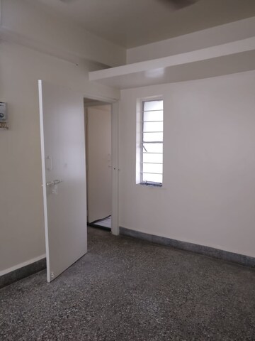 Room in 1 BHK Apartment at Kalpanamati CHS, Aundh – for Rent
