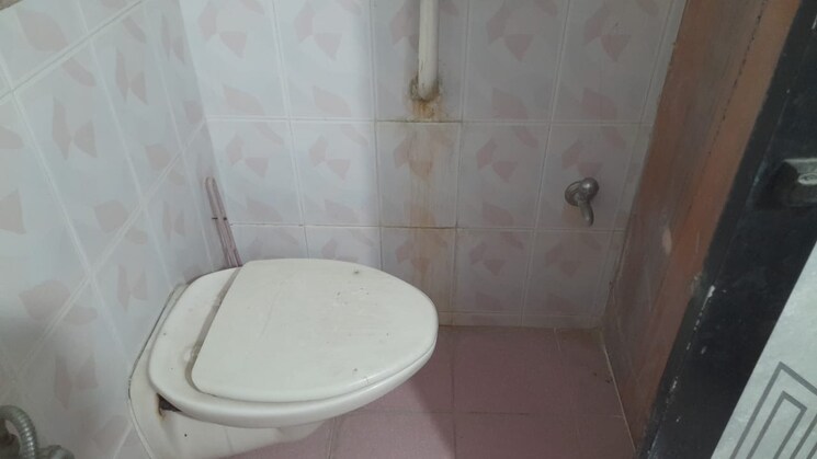 Bathroom, kalpa-taru-siddhachal-iii 2 Bedroom 790 Sq.Ft. Apartment In Vasant Vihar Thane 8694150