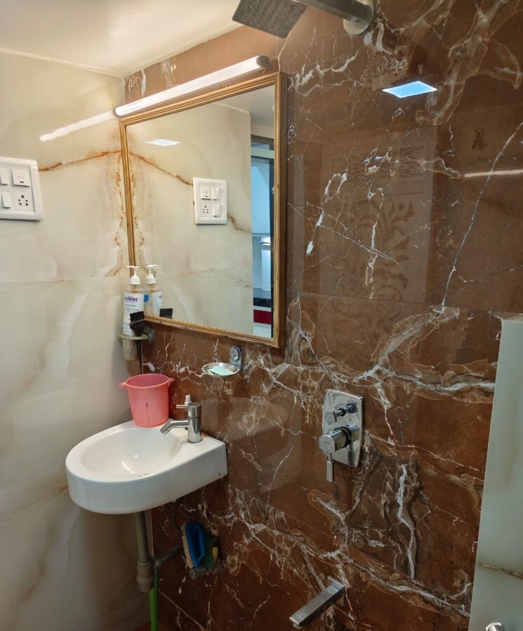 Bathroom, neelkanth-greens 3 Bedroom 1580 Sq.Ft. Apartment In Manpada Thane 8694129