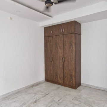 Room in 3 BHK Penthouse at Kondapur – for Rent