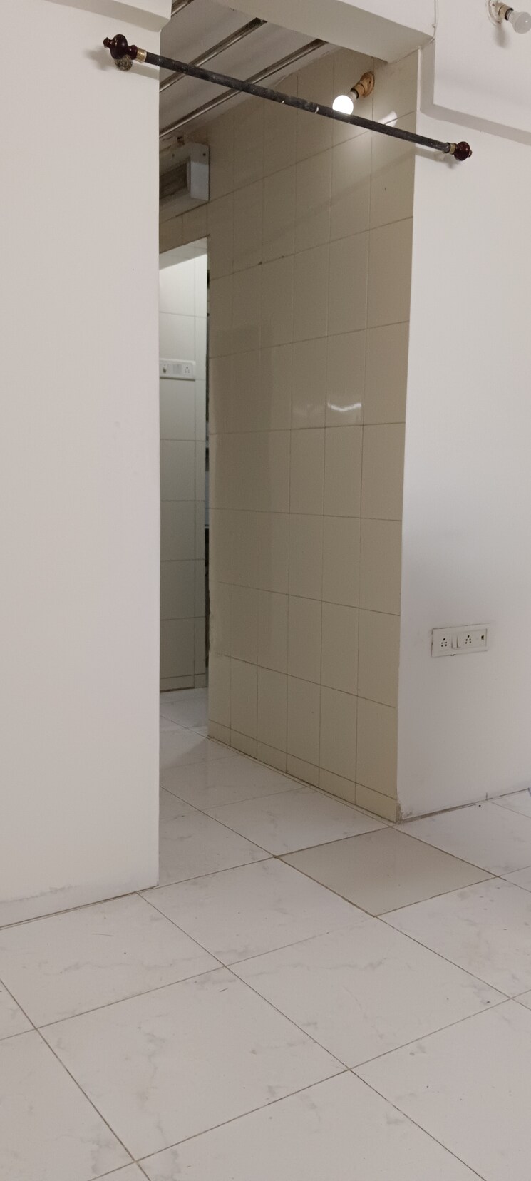 Bathroom, gokuldham-chs-goregaon 1 Bedroom 450 Sq.Ft. Apartment In Goregaon East Mumbai 8694245