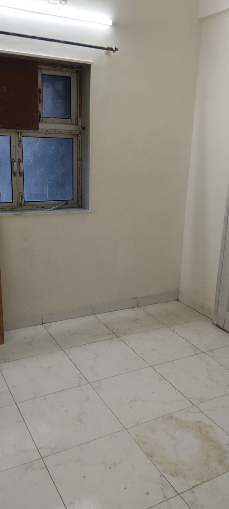 Room, gokuldham-chs-goregaon 1 Bedroom 450 Sq.Ft. Apartment In Goregaon East Mumbai 8694245