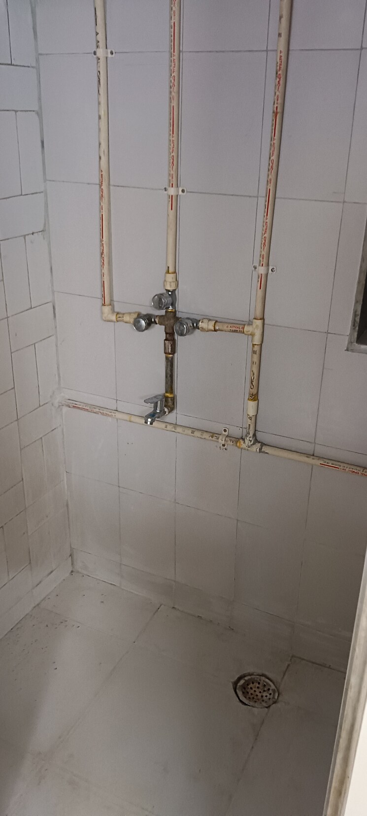 Bathroom, gokuldham-chs-goregaon 1 Bedroom 450 Sq.Ft. Apartment In Goregaon East Mumbai 8694245