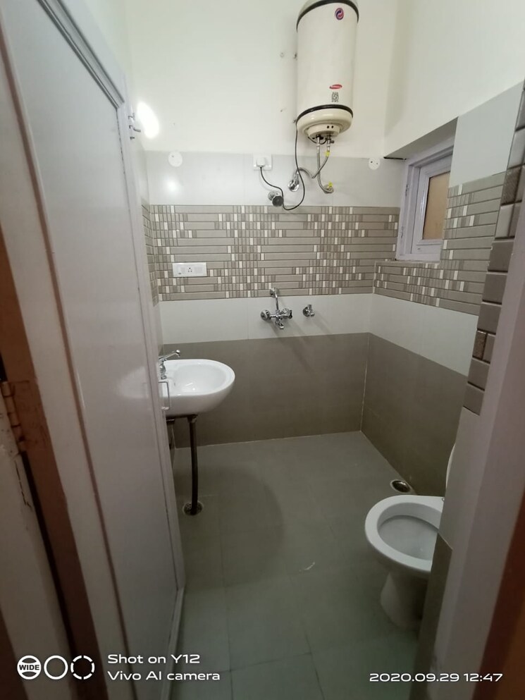 Bathroom, sector 37 2 Bedroom 1800 Sq.Ft. Independent House In Sector 37 Chandigarh 8694264