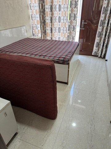 Bedroom in 1.5 BHK Independent House at Sector 38 – for Rent