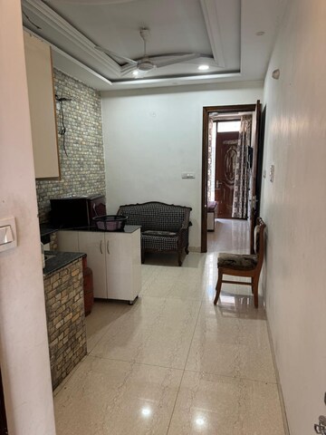 Living Room in 1.5 BHK Independent House at Sector 38 – for Rent