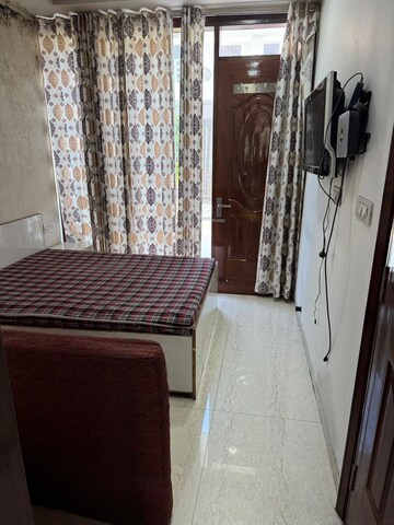 Bedroom in 1.5 BHK Independent House at Sector 38 – for Rent