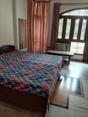 3.5 BHK Independent House For Rent in RWA Apartments Sector 41, Sector 41