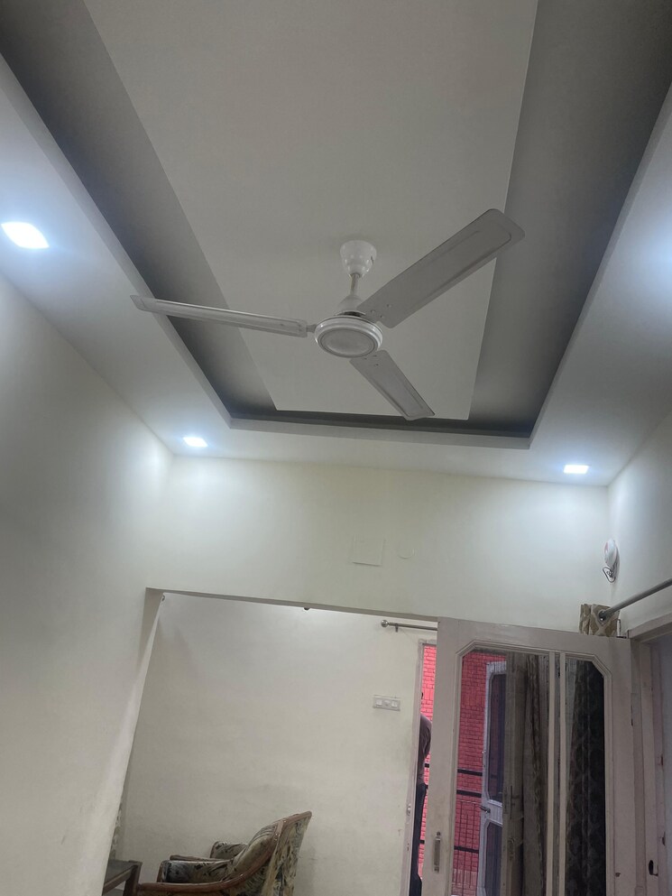 undefined, sector 45 2 Bedroom 900 Sq.Ft. Independent House In Sector 45 Chandigarh 8694277