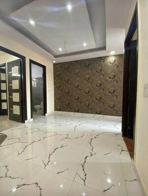 Room in 3 BHK Villa at Sector 10 Greater Noida – for Sale