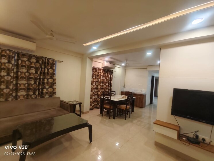 Living Room, mp nagar 3.5 Bedroom 2000 Sq.Ft. Apartment In Mp Nagar Bhopal 8694313