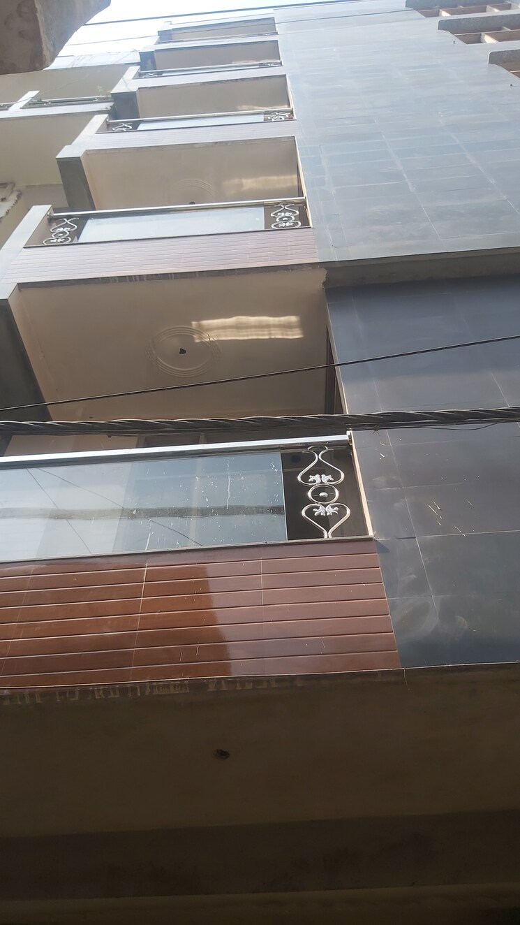 Bathroom, mayur vihar 2.5 Bedroom 450 Sq.Ft. Builder Floor In Mayur Vihar Delhi 8694320