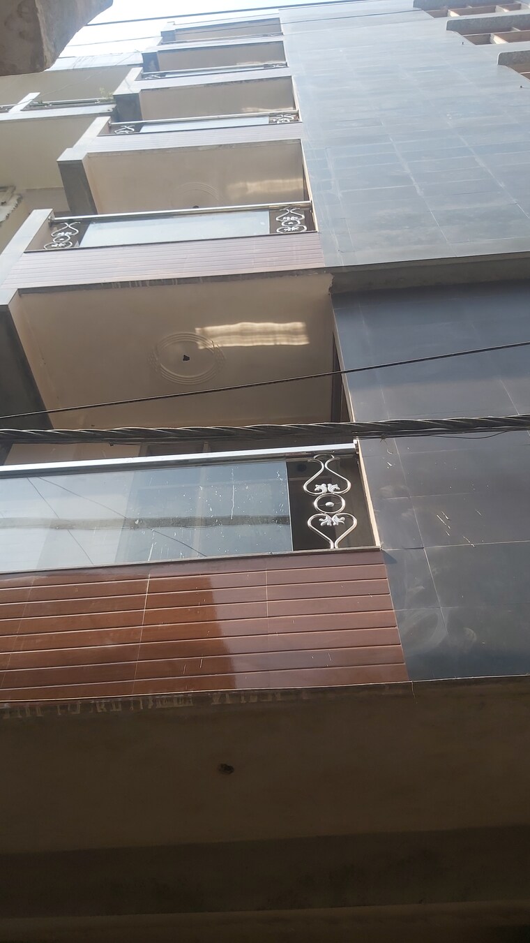 Bathroom, mayur vihar 2.5 Bedroom 450 Sq.Ft. Builder Floor In Mayur Vihar Delhi 8694320