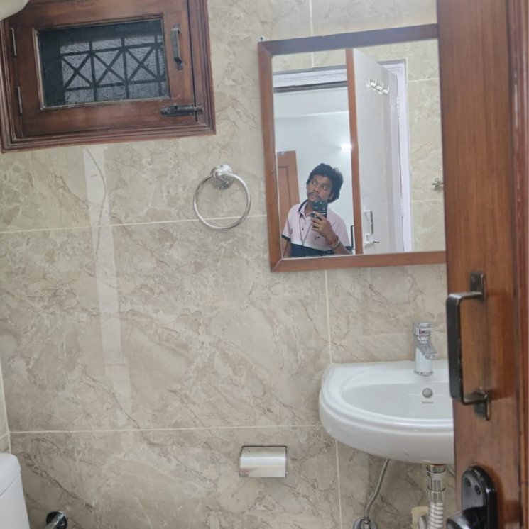 Bathroom, saket 3 Bedroom 2200 Sq.Ft. Builder Floor In Saket Delhi 8694333