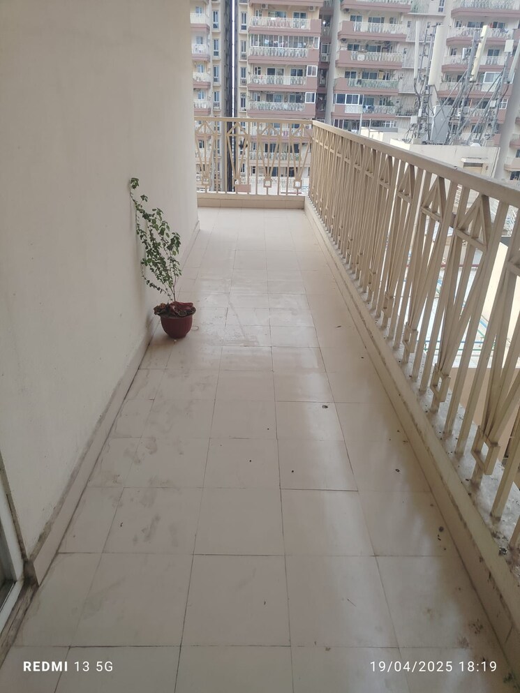 Balcony, gaur-city-7th-avenue 2 Bedroom 534 Sq.Ft. Apartment In Sector 4 Greater Noida Greater Noida 8694329