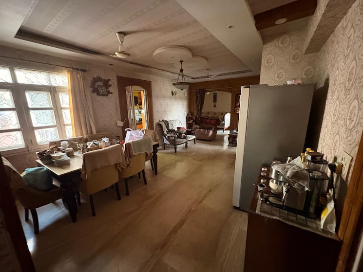  Parking, jalvayu-vihar 3 Bedroom 1550 Sq.Ft. Apartment In Phi Ii Greater Noida Greater Noida 8694341