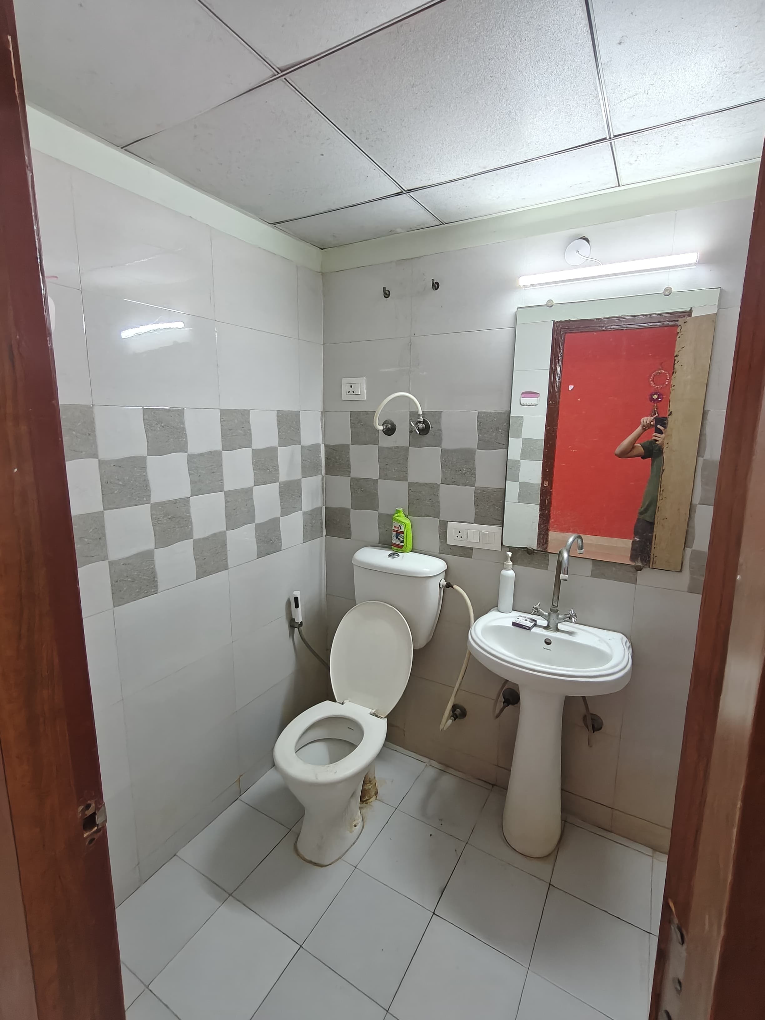 2 BHK Apartment For Rent in Gaur City 7th Avenue