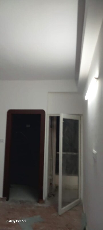  4 BHK Apartment at Sector 73 – for Sale