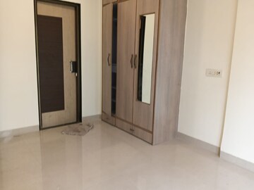 Room in 2 BHK Apartment at Rite Skyluxe, Chembur – for Rent