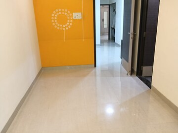 Room in 2 BHK Apartment at Rite Skyluxe, Chembur – for Rent