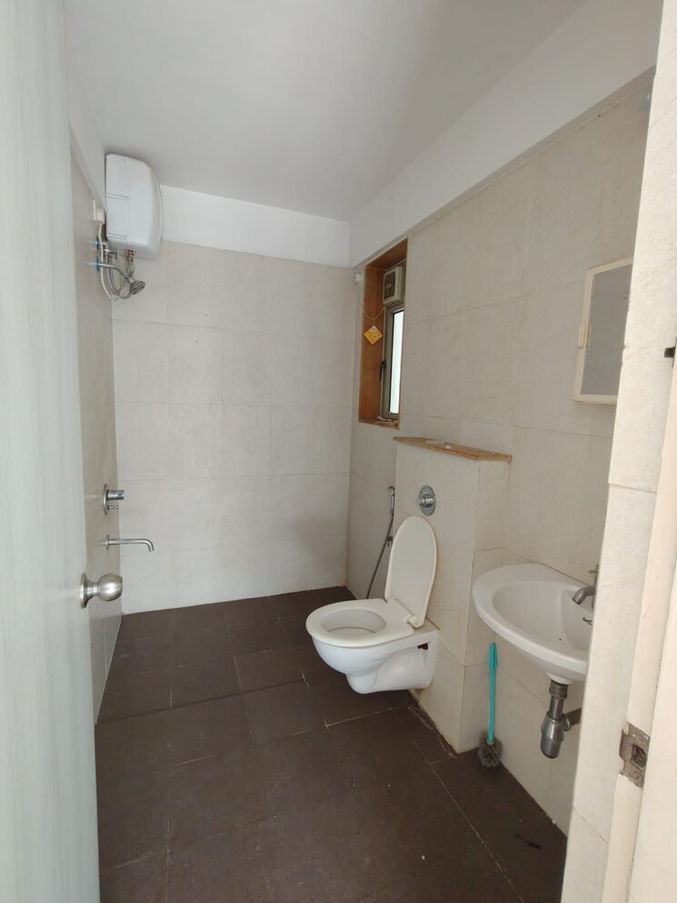 Bathroom, lodha-casa-rio 1 Bedroom 600 Sq.Ft. Apartment In Dombivli East Thane 8694380