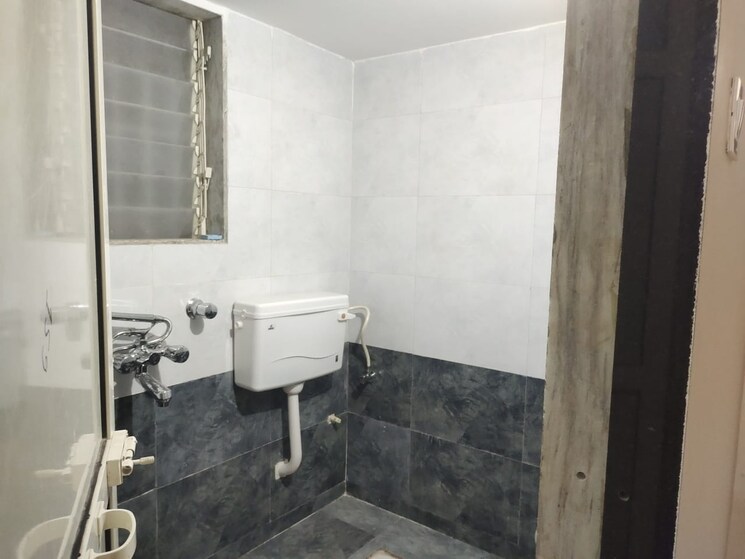Bathroom, seven-eleven-apna-ghar-ii 1 Bedroom 435 Sq.Ft. Apartment In Mira Road Thane 8694404