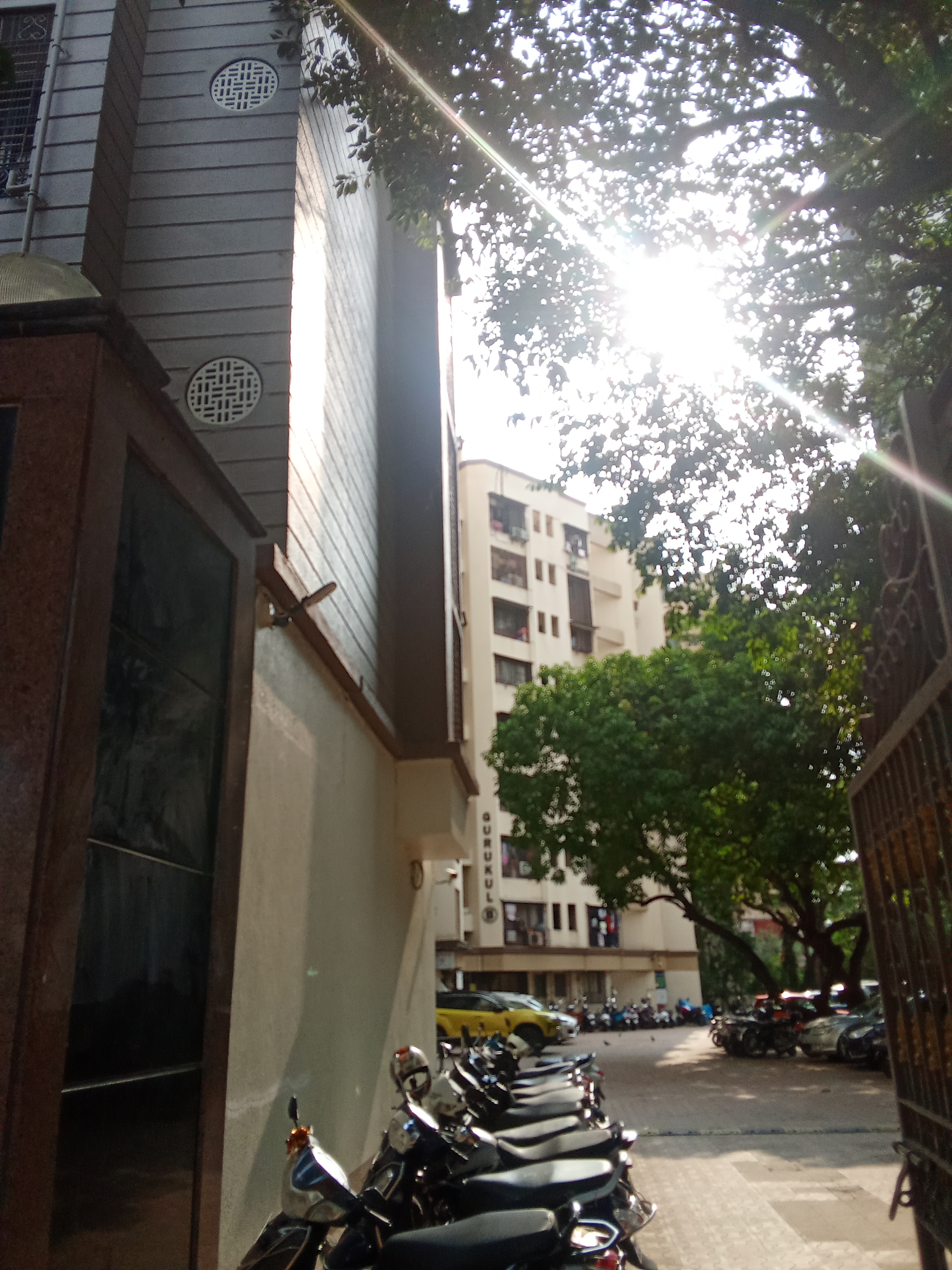 2 BHK Apartment For Rent in Gurukul Apartment Dahisar West