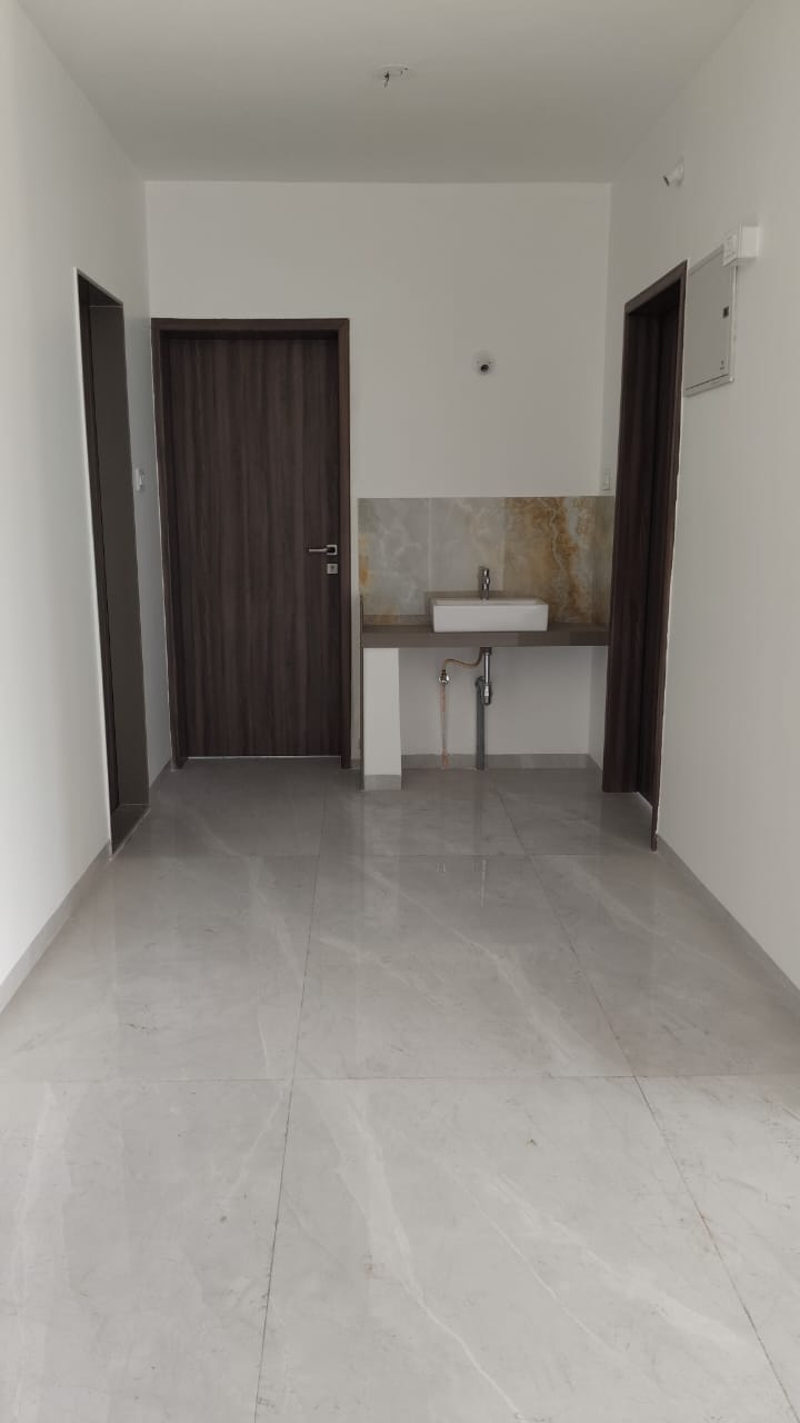 2 BHK 734 Sq.Ft. Apartment in Oxy Beaumonde