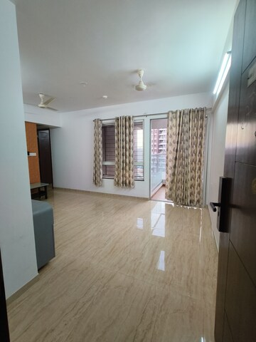 Room in 2 BHK Apartment at VTP Belair, Mahalunge – for Rent