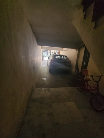 Room in 2 BHK Builder Floor at Dilshad Colony – for Sale