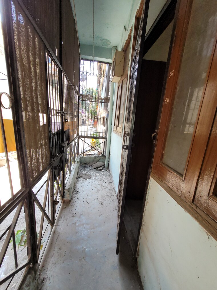 Balcony, dilshad colony 2 Bedroom 750 Sq.Ft. Builder Floor In Dilshad Colony Delhi 8694456