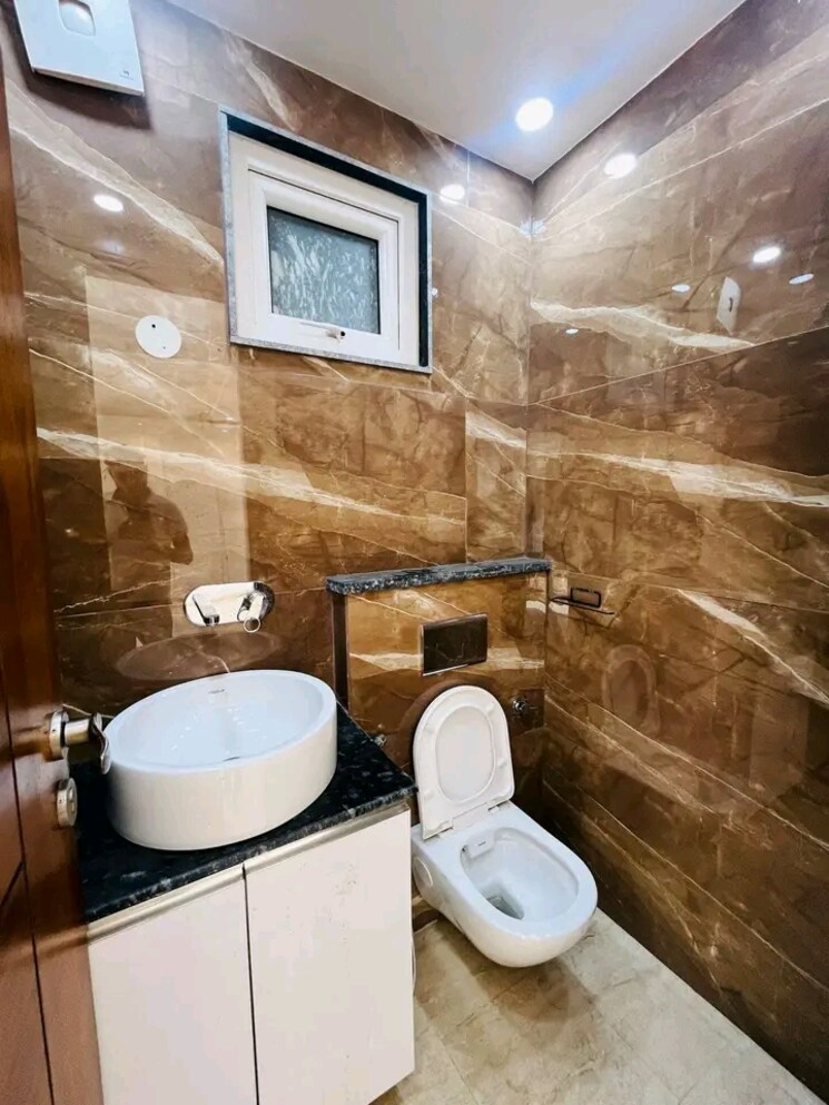 Bathroom, saket 3 Bedroom 1800 Sq.Ft. Builder Floor In Saket Delhi 8694468