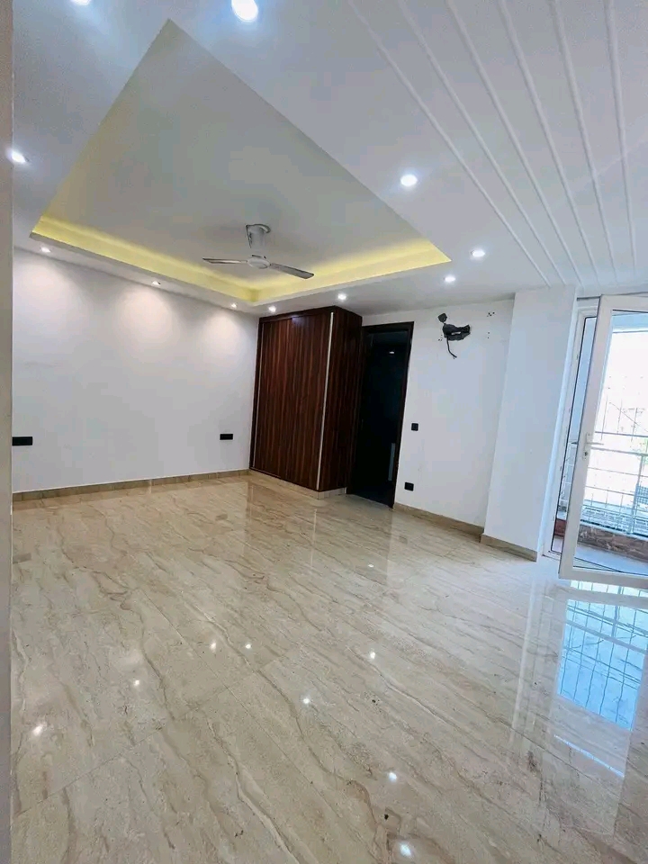 3 BHK Builder Floor For Rent in Saket