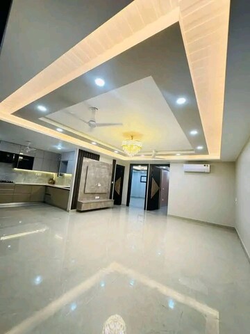2 BHK Builder Floor For Rent in Saket