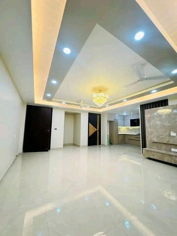 Living Room in 2 BHK Builder Floor at Saket – for Rent