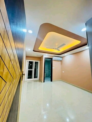 Bedroom in 2 BHK Builder Floor at Saket – for Rent