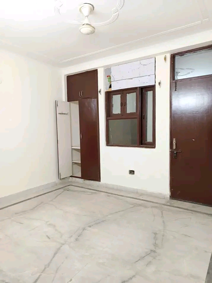 2 BHK Builder Floor For Rent in Saket