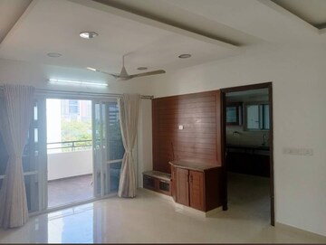 Room in 3 BHK Apartment at Prestige Tranquil, Kokapet – for Rent