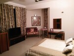 5 BHK + Pooja Room,Servant Room,Study Room 10000 Sq.Ft. Penthouse in SS Hibiscus 2