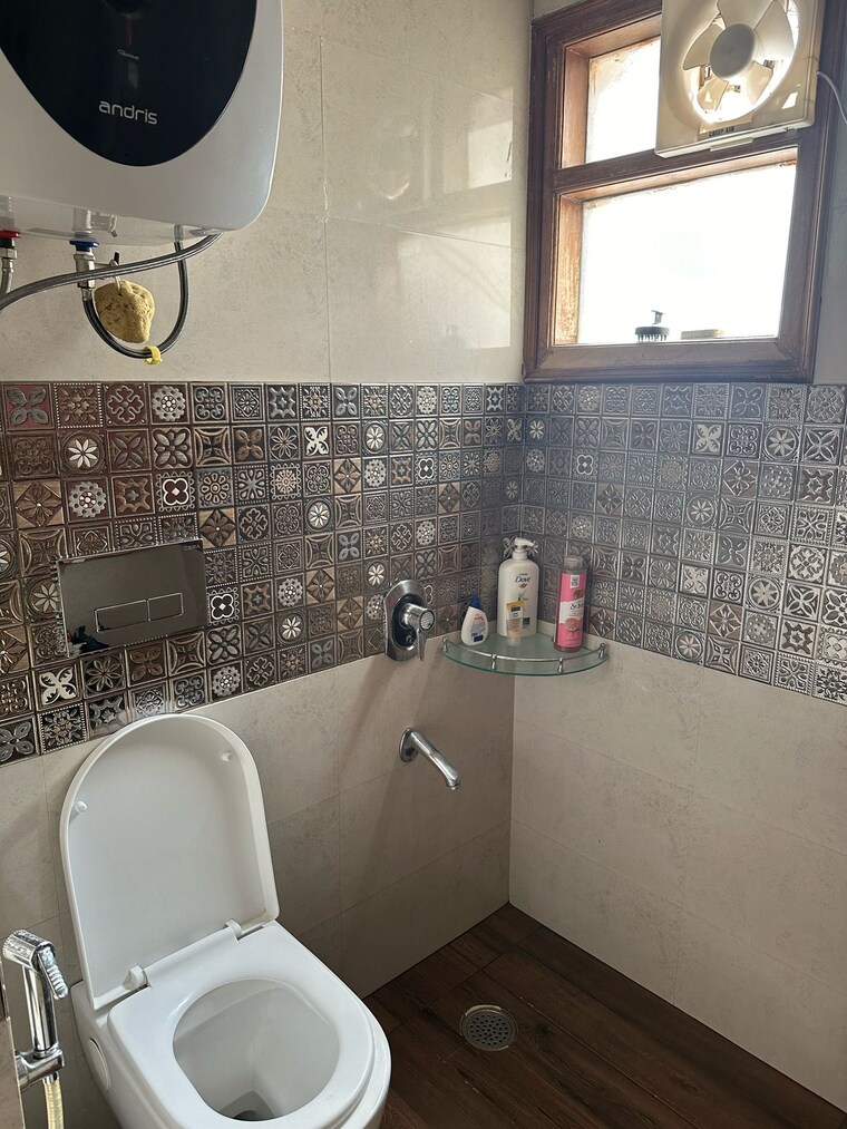 Master Bedroom, ss-hibiscus-2 5 Bedroom 10000 Sq.Ft. Penthouse In Sector 50 Gurgaon 8694479