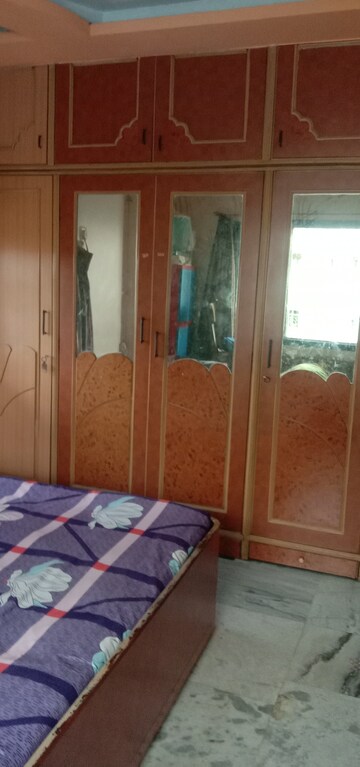Bedroom in 2.5 BHK Apartment at Shree Balaji Venkatesh Heights, Bhayandar West – for Rent