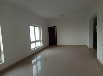 Room in 3 BHK Apartment at Elite Blossom Heights, Kollur – for Rent