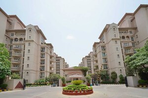 3 BHK Apartment For Sale in DLF Beverly Park I, Sector 28