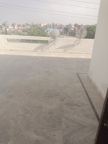 1.5 BHK Builder Floor For Rent in Sector 9