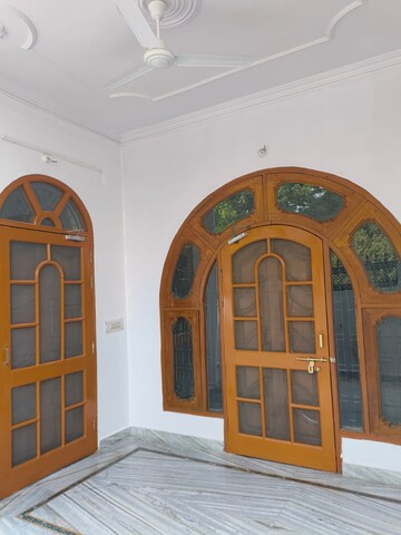 Building Lobby in 3 BHK Independent House at Gomti Nagar – for Rent