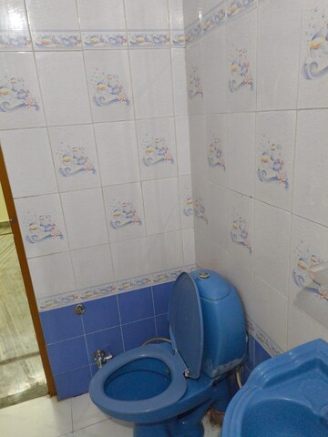 Bathroom in 3 BHK Independent House at Gomti Nagar – for Rent