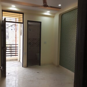 Room in 1 BHK Apartment at DMD Hometech Awas Yojna, Sector 73 – for Sale